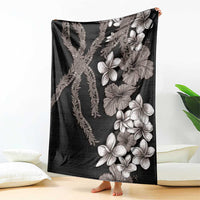 Hawaiian Tropical Flowers and Maile Pikake Blanket Polynesian Tribal Pattern Grayscale Mode LT03 - Polynesian Pride