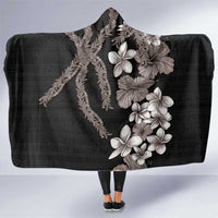 Hawaiian Tropical Flowers and Maile Pikake Hooded Blanket Polynesian Tribal Pattern Grayscale Mode LT03 One Size Black - Polynesian Pride