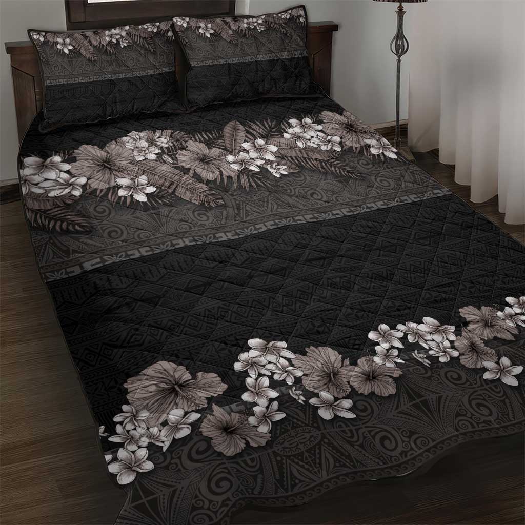 Hawaiian Tropical Flowers and Tribal Polynesian Tattoo Quilt Bed Set Grayscale Mode