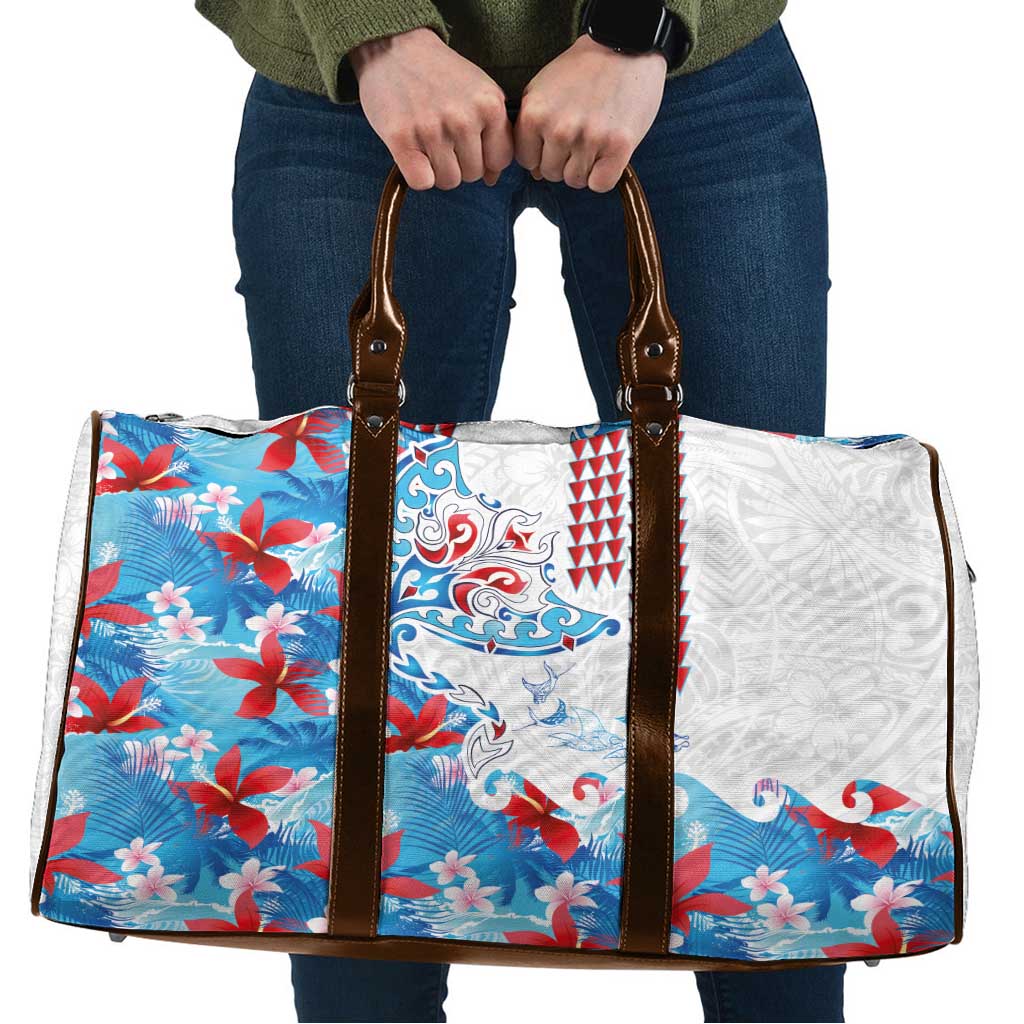 Hawaiian Tribal Manta Ray Travel Bag Kakau Tattoo and Flowers Surfing Waves Pattern Ocean Color LT03 Multicolor - Polynesian Pride