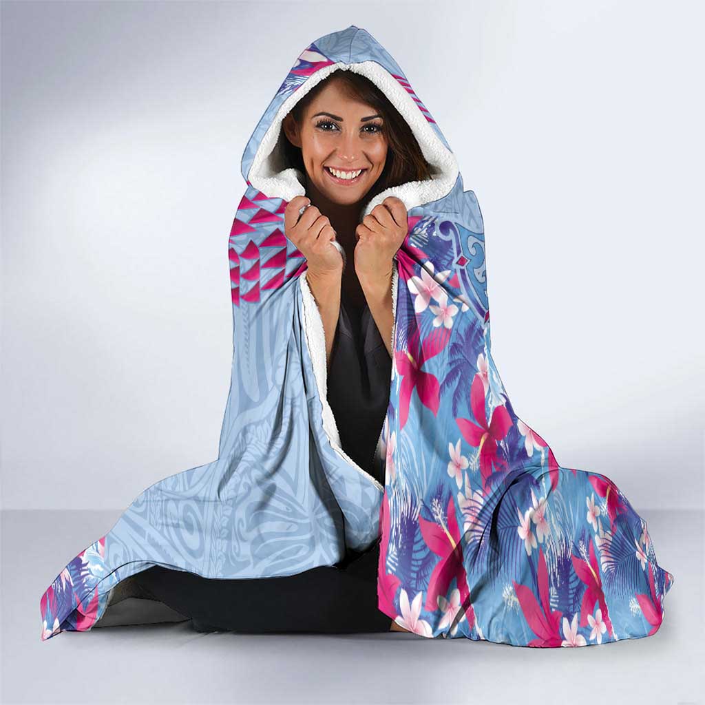 Hawaiian Tribal Manta Ray Hooded Blanket Kakau Tattoo and Flowers Surfing Waves Pattern Soft Color