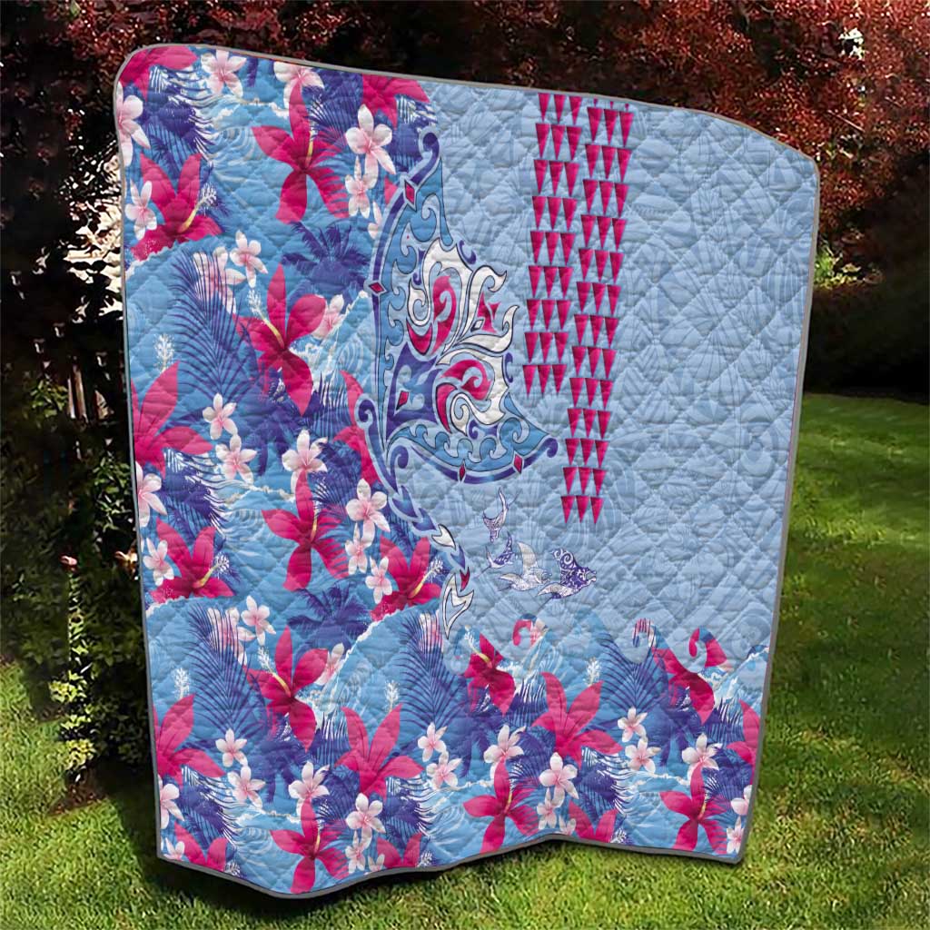 Hawaiian Tribal Manta Ray Quilt Kakau Tattoo and Flowers Surfing Waves Pattern Soft Color LT03 - Polynesian Pride