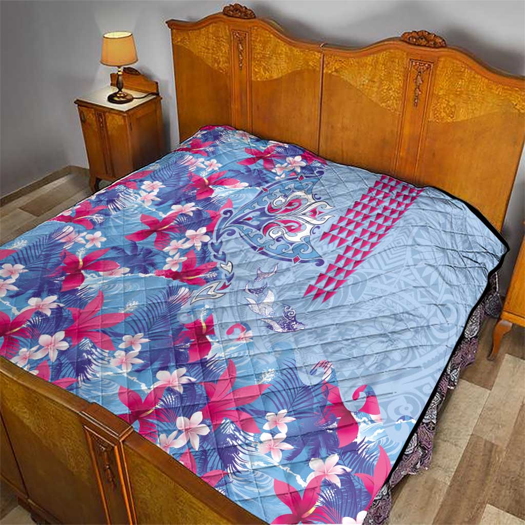 Hawaiian Tribal Manta Ray Quilt Kakau Tattoo and Flowers Surfing Waves Pattern Soft Color LT03 - Polynesian Pride