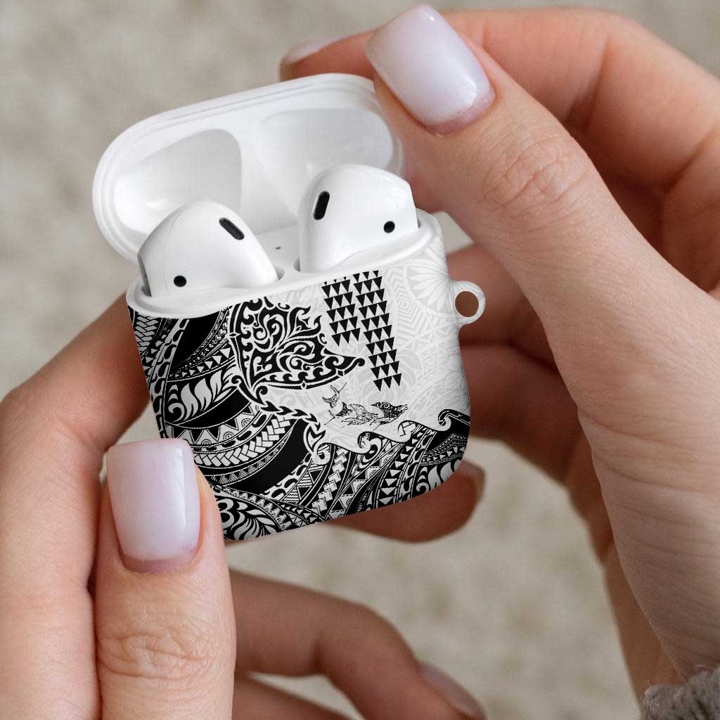 Hawaiian Tribal Manta Ray AirPods Case Kakau Tattoo and Polynesian Art Motif Pattern LT03 - Polynesian Pride