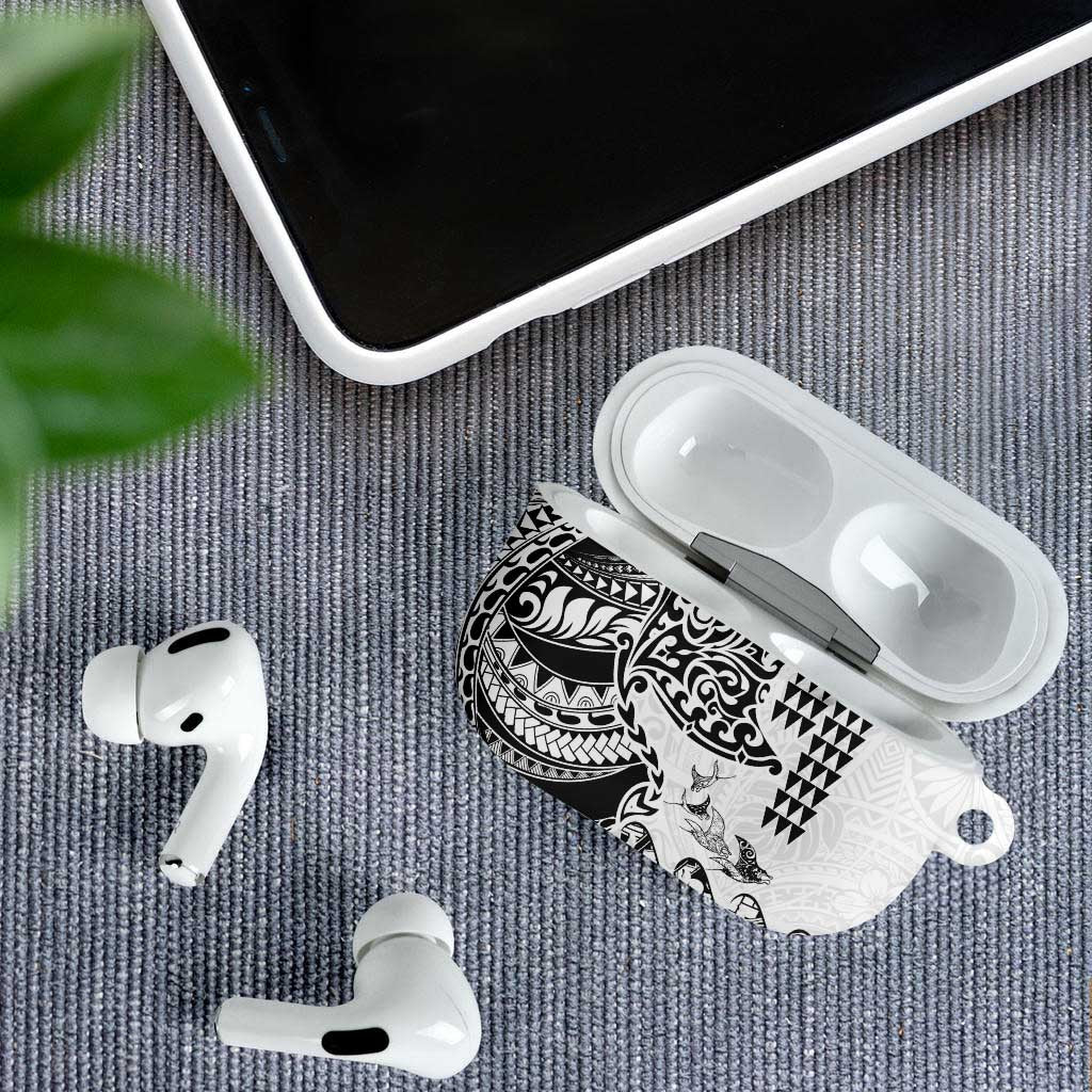 Hawaiian Tribal Manta Ray AirPods Case Kakau Tattoo and Polynesian Art Motif Pattern LT03 - Polynesian Pride