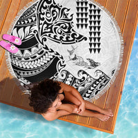Hawaiian Tribal Manta Ray Beach Blanket Kakau Tattoo and Polynesian Art Motif Pattern LT03 - Polynesian Pride