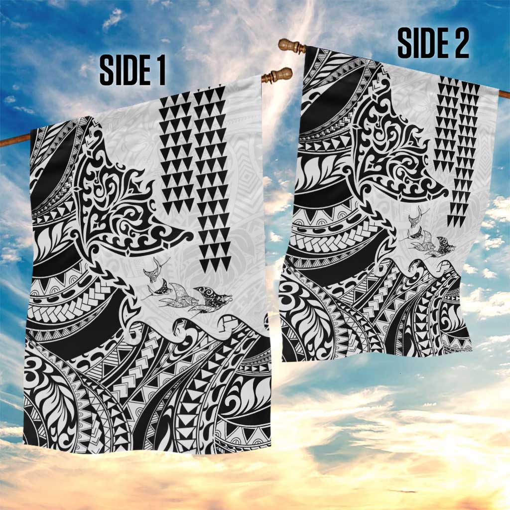 Hawaiian Tribal Manta Ray Garden Flag Kakau Tattoo and Polynesian Art Motif Pattern LT03 - Polynesian Pride