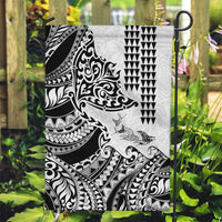 Hawaiian Tribal Manta Ray Garden Flag Kakau Tattoo and Polynesian Art Motif Pattern LT03 Garden Flag Multicolor - Polynesian Pride