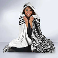Hawaiian Tribal Manta Ray Hooded Blanket Kakau Tattoo and Polynesian Art Motif Pattern LT03 - Polynesian Pride