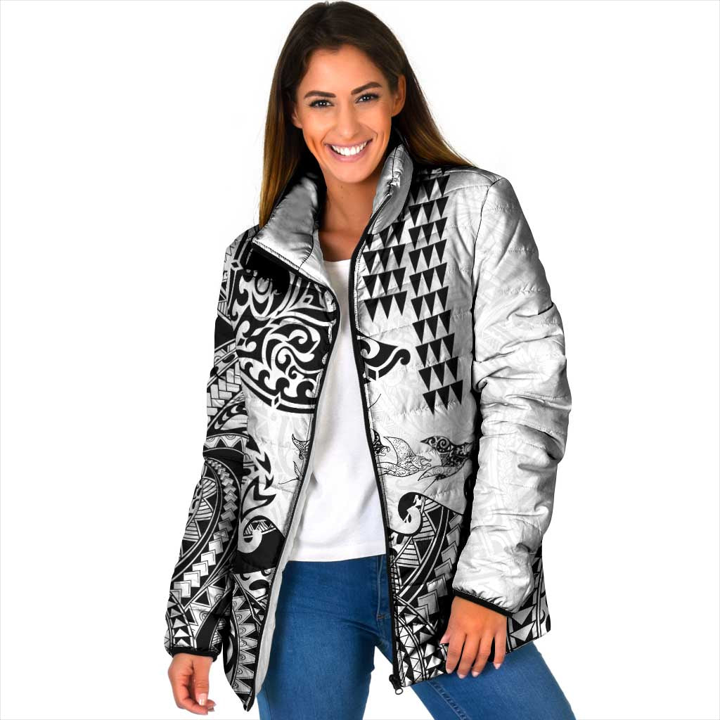 Hawaiian Tribal Manta Ray Padded Jacket Kakau Tattoo and Polynesian Art Motif Pattern LT03 Women Multicolor - Polynesian Pride