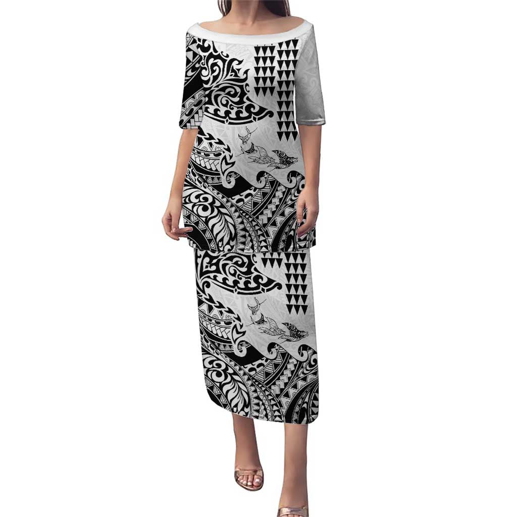Hawaiian Tribal Manta Ray Puletasi Kakau Tattoo and Polynesian Art Motif Pattern LT03 Long Dress Multicolor - Polynesian Pride