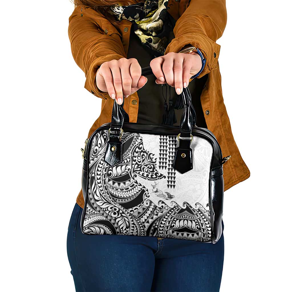 Hawaiian Tribal Manta Ray Shoulder Handbag Kakau Tattoo and Polynesian Art Motif Pattern LT03 One Size Multicolor - Polynesian Pride