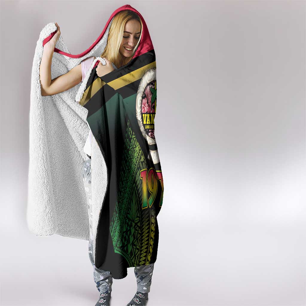 Vanuatu Constitution Day Hooded Blanket Polynesian Tattoo and Pig Tusk Since 1979 LT03 - Polynesian Pride
