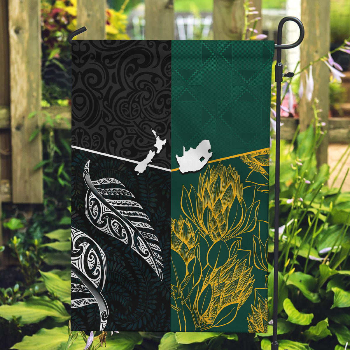 South Africa and New Zealand Garden Flag King Protea and Silver Fern Mix Culture Pattern LT03 Garden Flag Black - Polynesian Pride