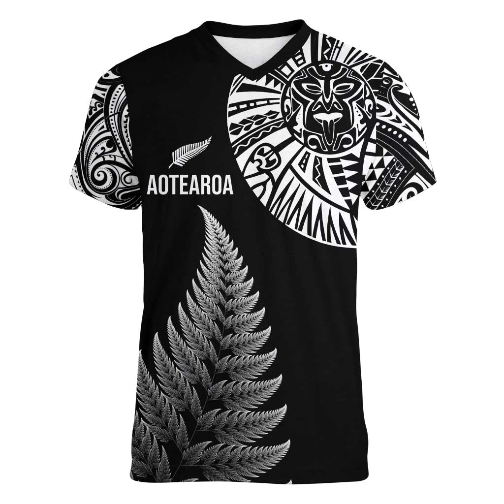 Personalised New Zealand Maori Art Tattoo and Silver Fern Women V-Neck T-Shirt