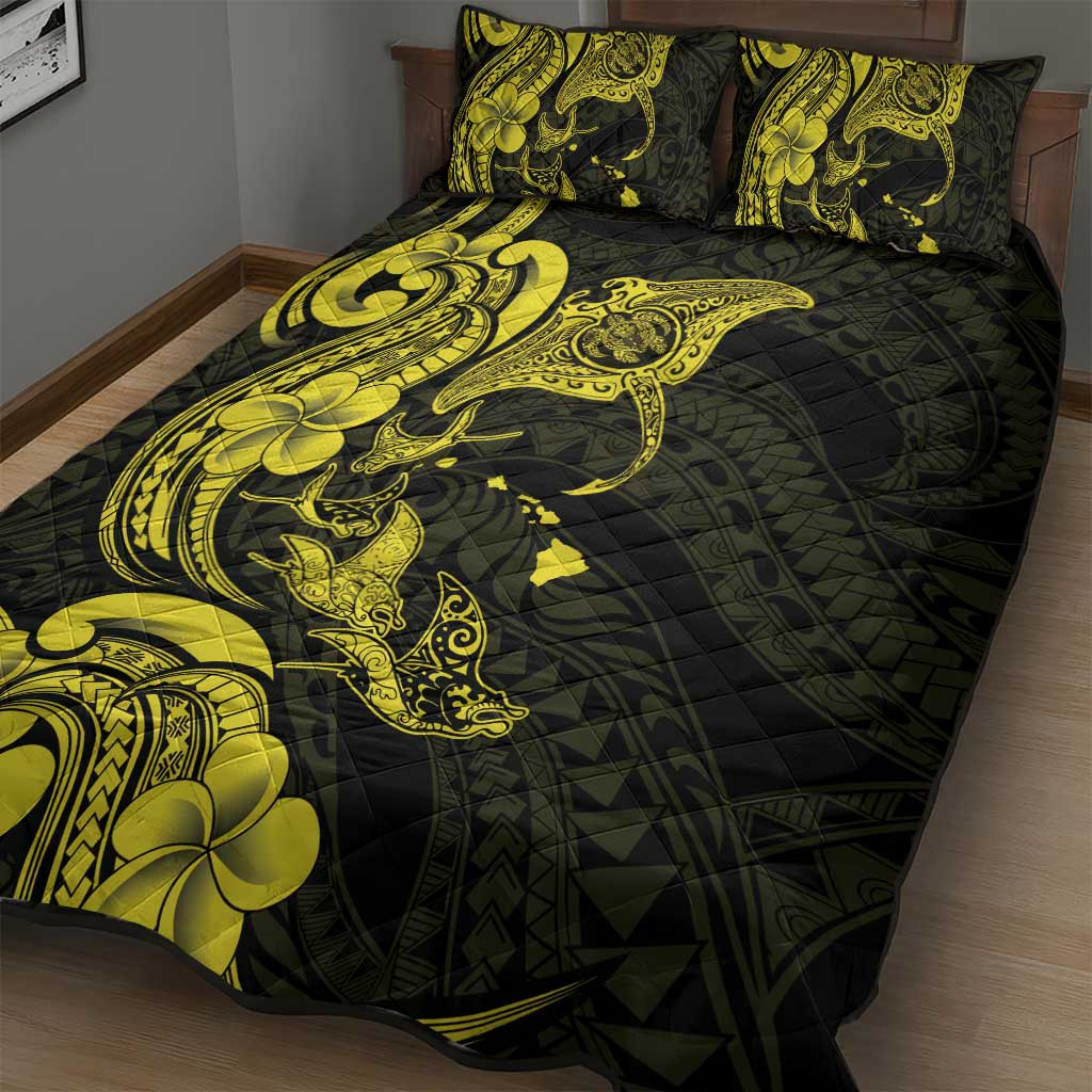 Hawaiian Manta Rays Quilt Bed Set Tribal Hibiscus Polynesian Tattoos Yellow Color - Polynesian Pride