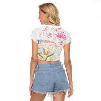 Hawaiian and Japanese Culture Together Raglan Cropped T Shirt Tribal Motifs with Lei and Japanese Sakura Pattern