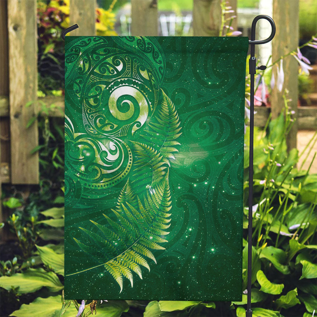Aotearoa New Zealand New Year Garden Flag Tribal Koru Tattoo Green Galaxy Maori Silver Fern