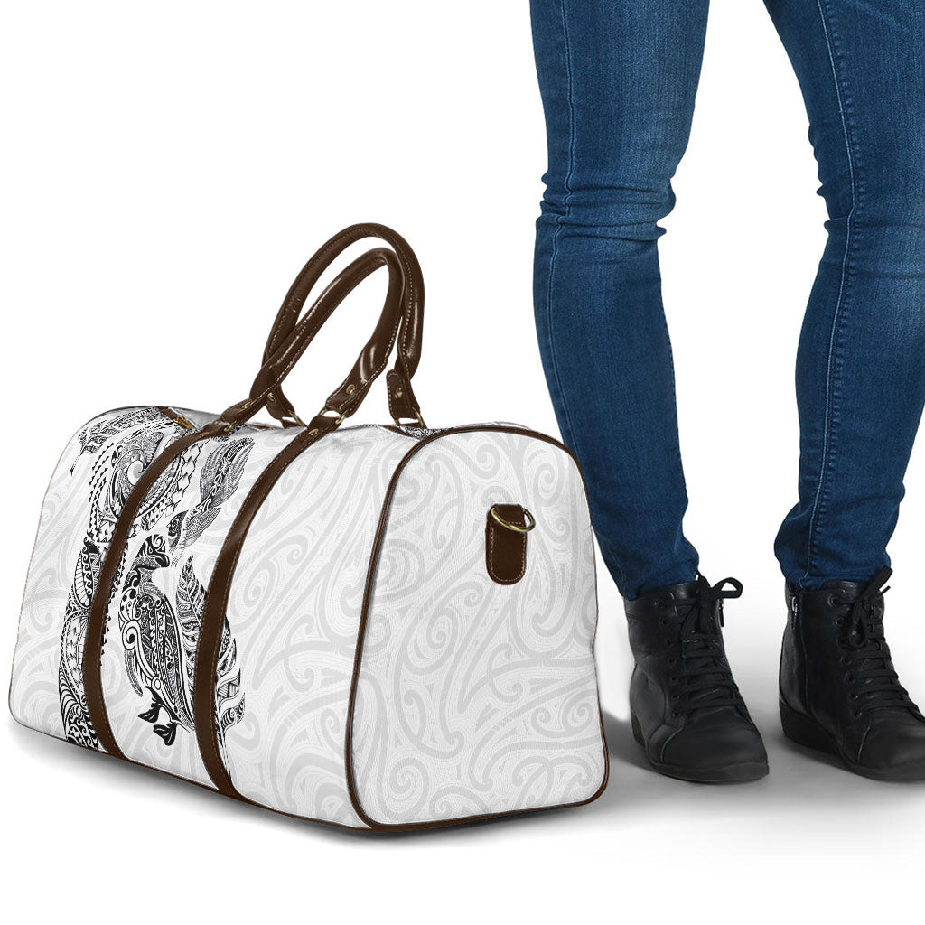 Aotearoa Moko Tribal Tattoo Travel Bag New Zealand Maori Penguin and Fantail White Color