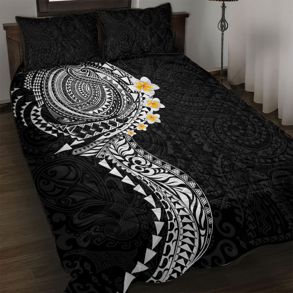 Hawaiian Tribal Tattoo and Plumeria Quilt Bed Set Polynesian Pattern Black Color