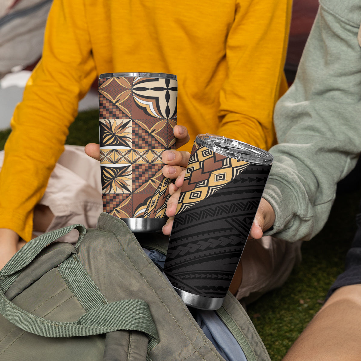 Samoan Siapo Tumbler Cup Tatau Pattern Half Style Retro Mode