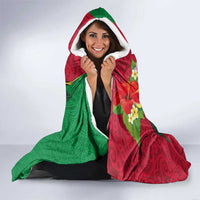 Vanuatu Tribal Boar Tusk Hooded Blanket Tropical Plants with Namele and Melanesian Pattern LT03 - Polynesian Pride