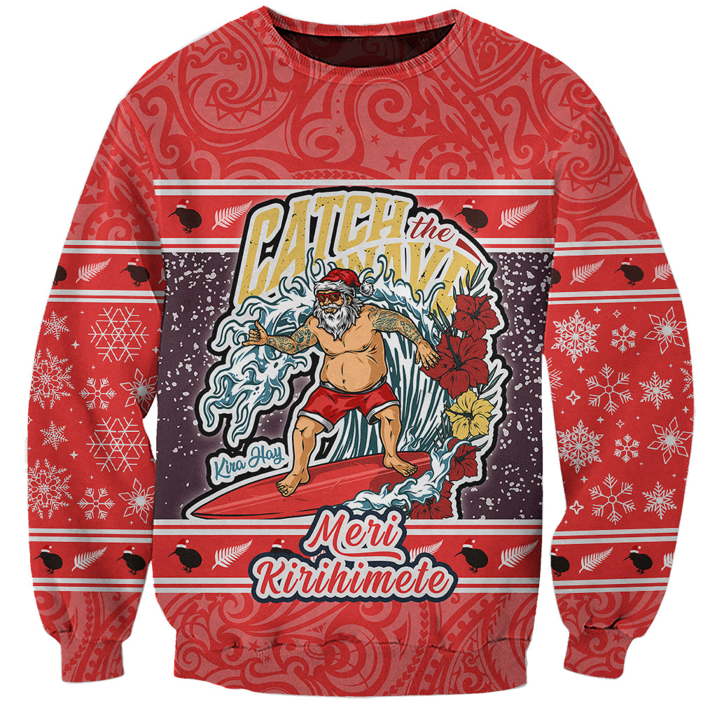new-zealand-christmas-sweatshirt-santa-catch-the-wave-maori-pattern-retro-style