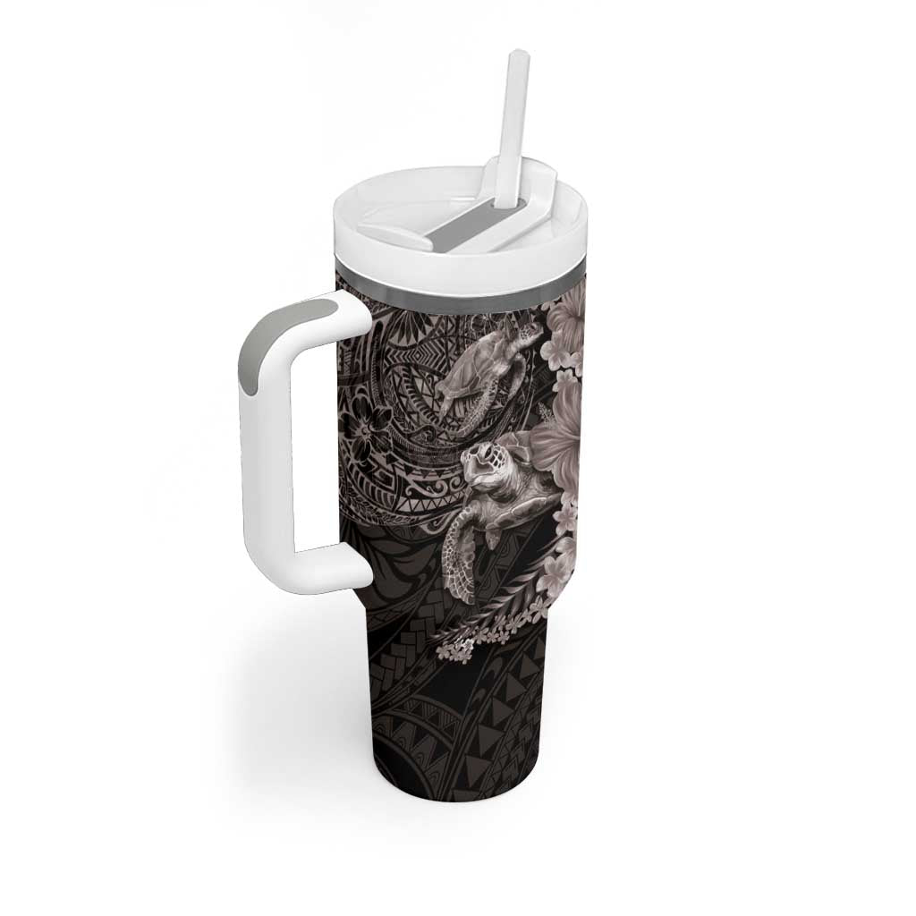 Hawaiian Plumeria and Hibiscus with Turtles Tumbler With Handle Polynesian Art Grayscale - Polynesian Pride