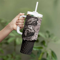Hawaiian Plumeria and Hibiscus with Turtles Tumbler With Handle Polynesian Art Grayscale - Polynesian Pride