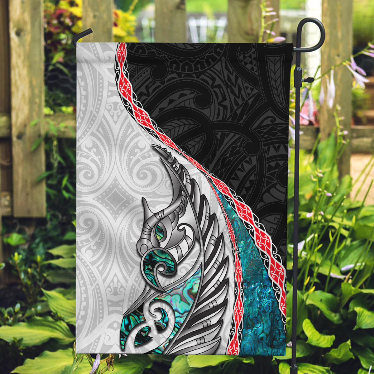 New Zealand Garden Flag Manaia Fern and Koru Maori Pattern LT03 Garden Flag Black - Polynesian Pride