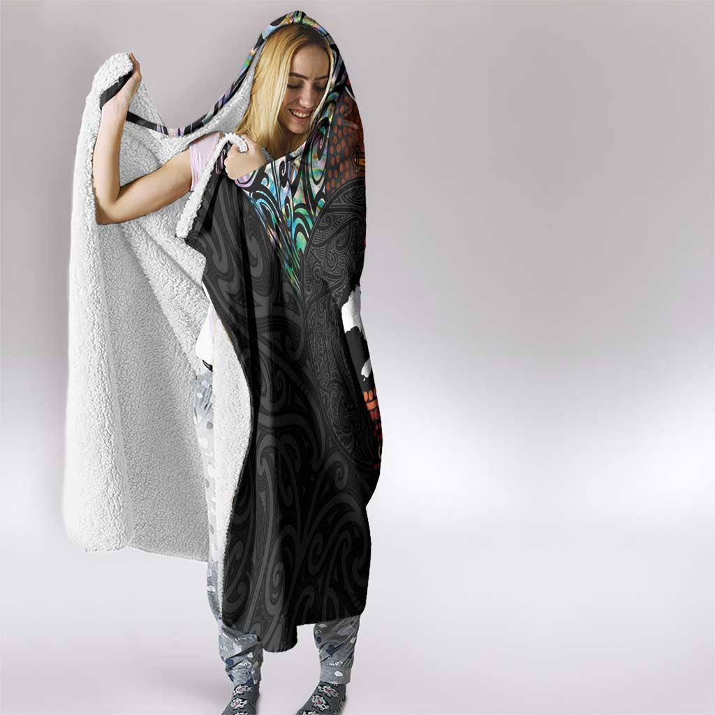 New Zealand and Australia Together Hooded Blanket Maori Tattoo Paua Shell mix Aboriginal Pattern LT03 - Polynesian Pride
