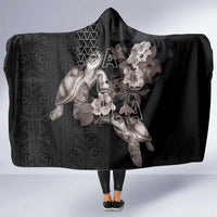 Hawaii Aloha Turtle Hibiscus and Leaves Hooded Blanket with Polynesian and Kakau Tattoos Black Color - Polynesian Pride