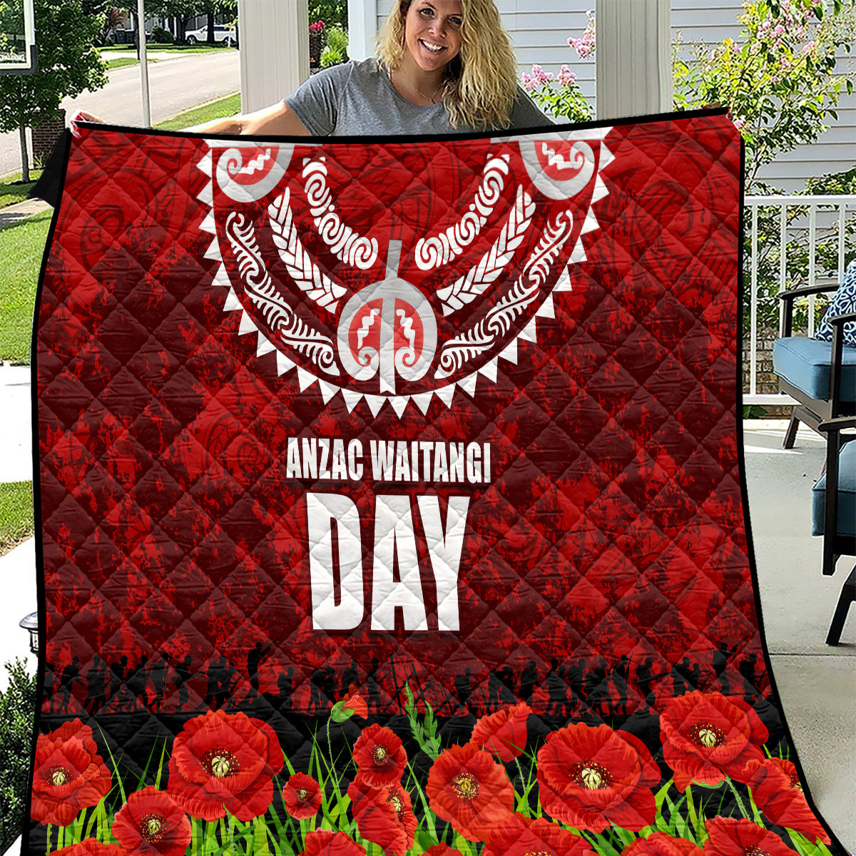 New Zealand ANZAC Waitangi Day Quilt Hei Tiki and Soldier LT03 Red - Polynesian Pride