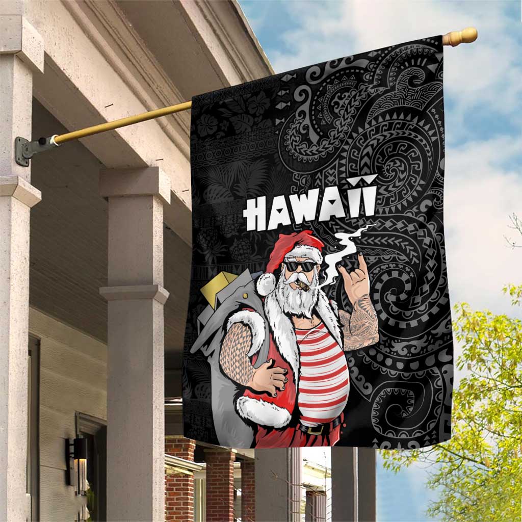 Hawaii Aloha Santa Claus Funny Polynesian Tattoo Garden Flag Black Color