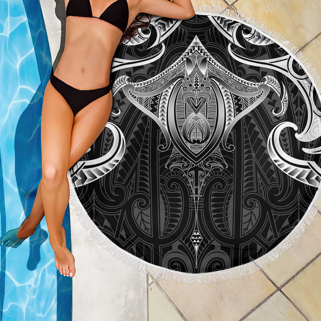 New Zealand Aotearoa Beach Blanket Maori Manta Ray Moko Black - Polynesian Pride