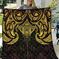 New Zealand Aotearoa Quilt Maori Manta Ray Moko Gold - Polynesian Pride