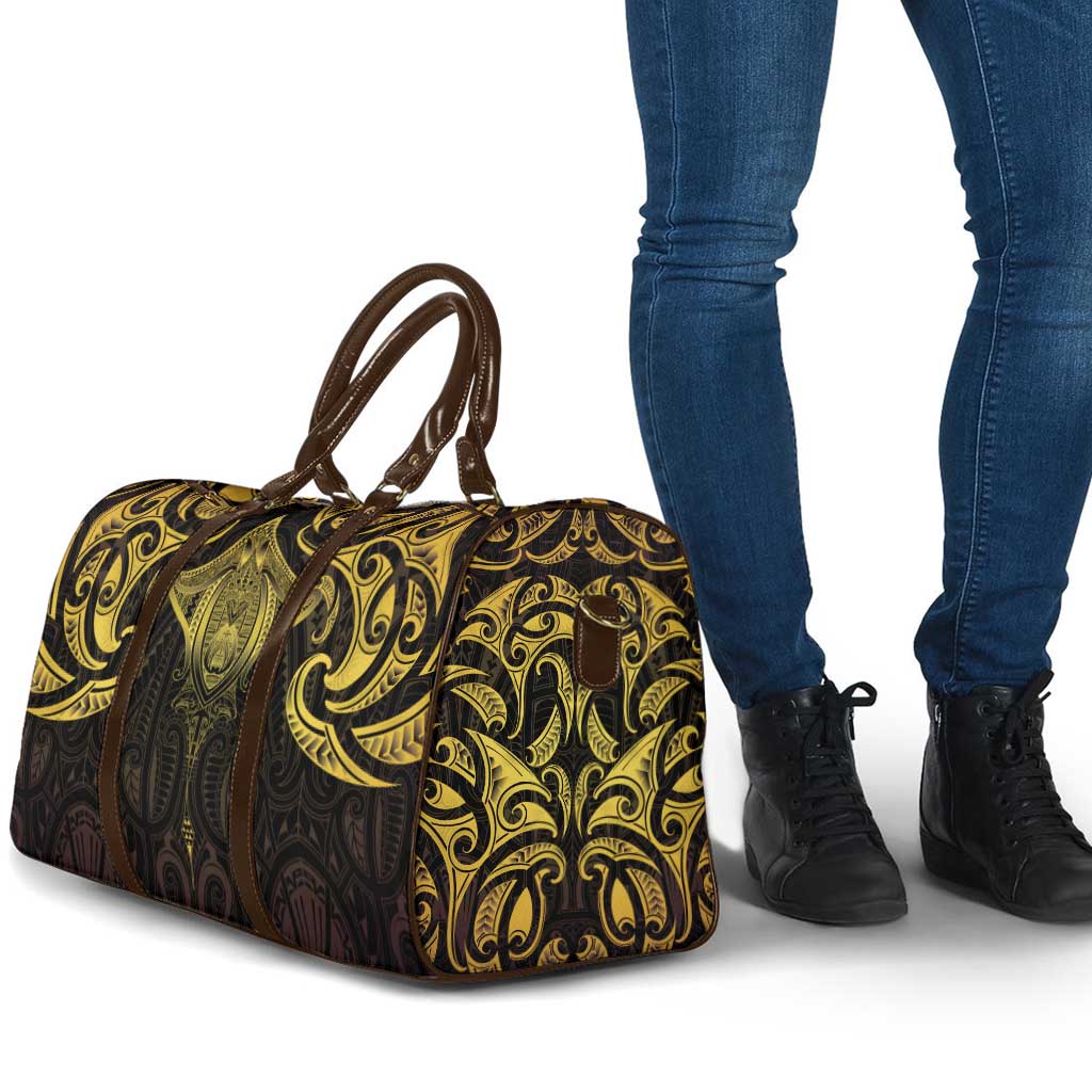 New Zealand Aotearoa Travel Bag Maori Manta Ray Moko Gold - Polynesian Pride