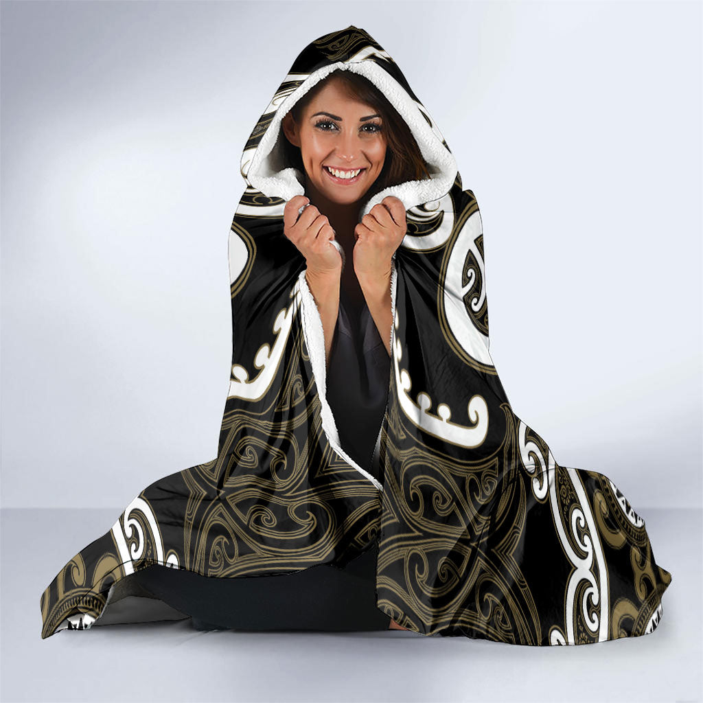 Aotearoa Waikato Tainui Hooded Blanket Maori Tribal Pattern