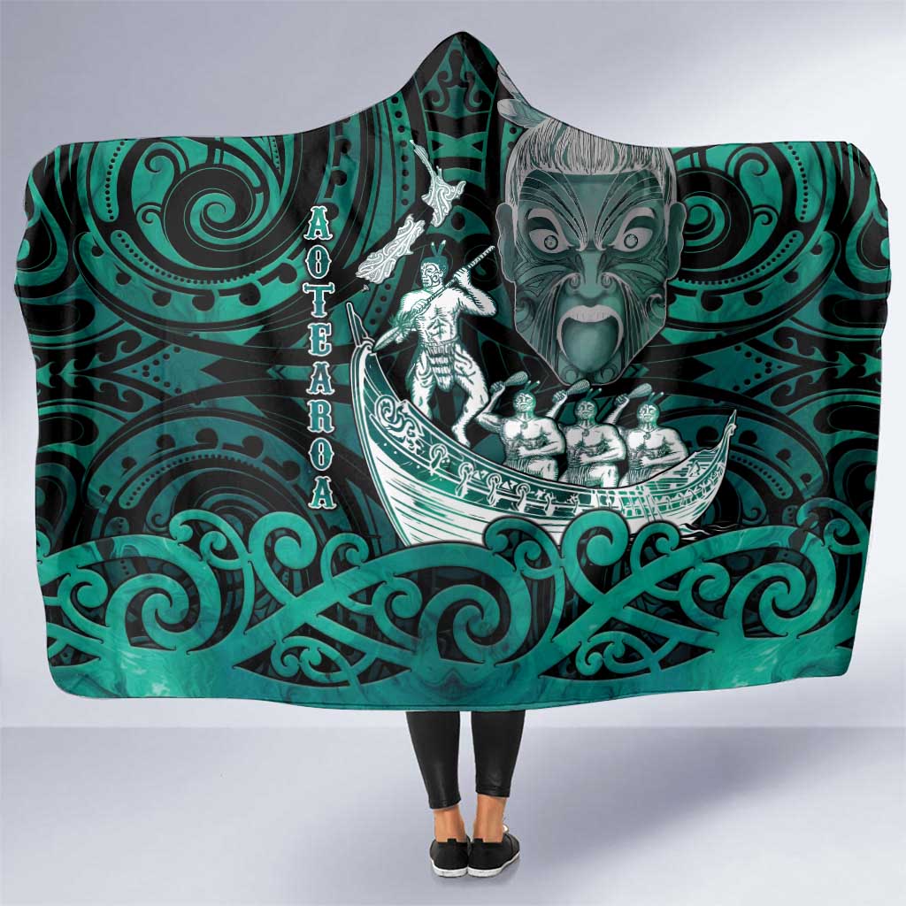 New Zealand Waka Racing Hooded Blanket Maori Warriors LT05 One Size Green - Polynesian Pride