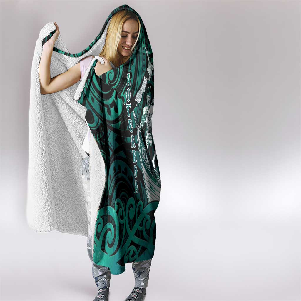 New Zealand Waka Racing Hooded Blanket Maori Warriors LT05 - Polynesian Pride