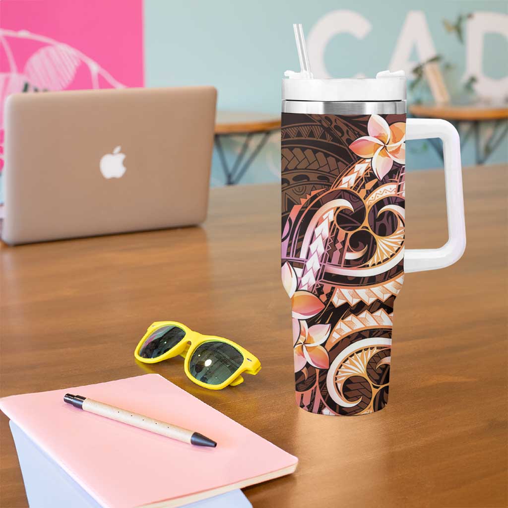 Polynesian Art Tattoo Tumbler With Handle Plumeria Flowers Peach Gradient LT05 - Polynesian Pride