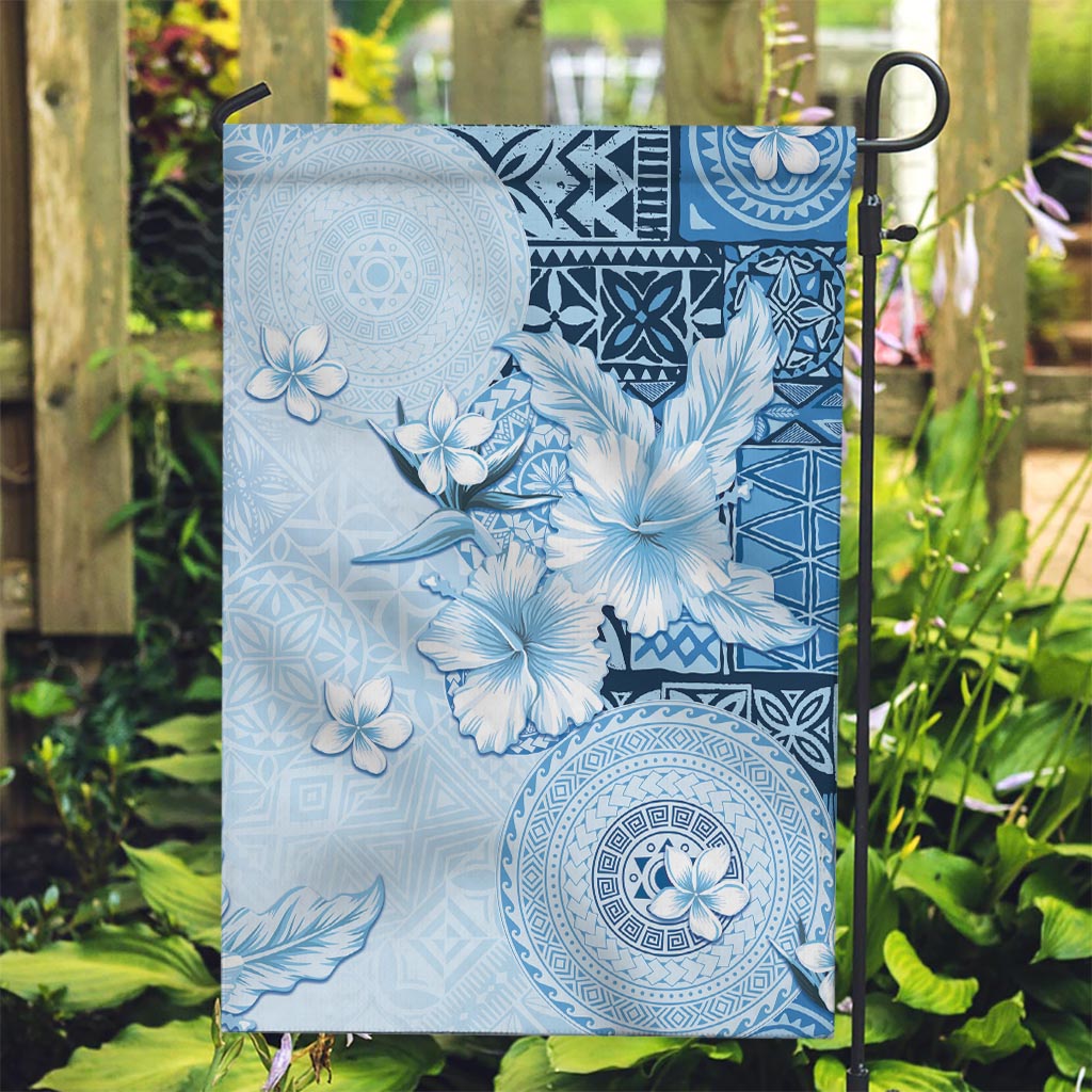 Hawaii Tapa Pattern With Blue Hibiscus Garden Flag