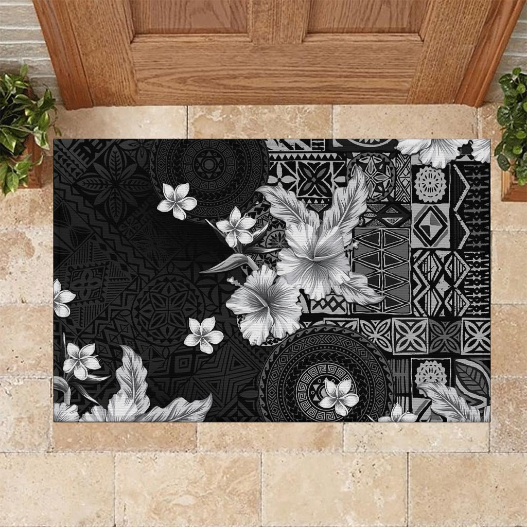 Hawaii Tapa Pattern With Black Hibiscus Rubber Doormat