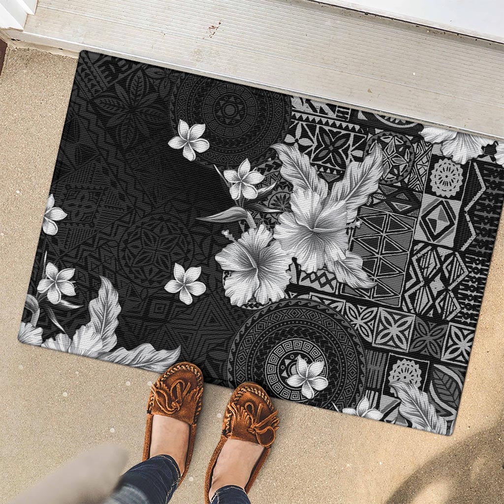 Hawaii Tapa Pattern With Black Hibiscus Rubber Doormat
