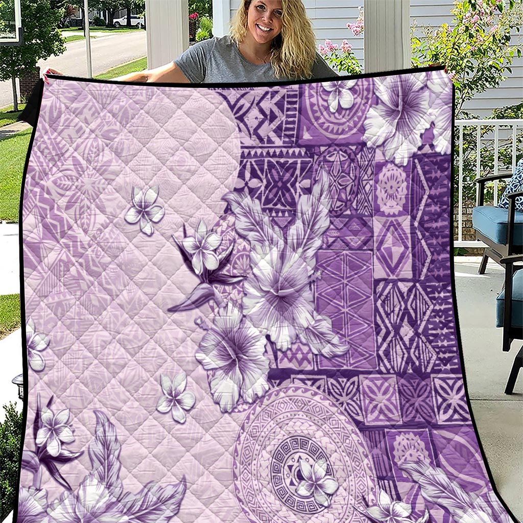 Hawaii Tapa Pattern With Violet Hibiscus Quilt