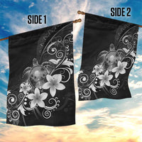 Hawaii Honu Garden Flag Polynesian Curves Plumeria Grayscale - Polynesian Pride