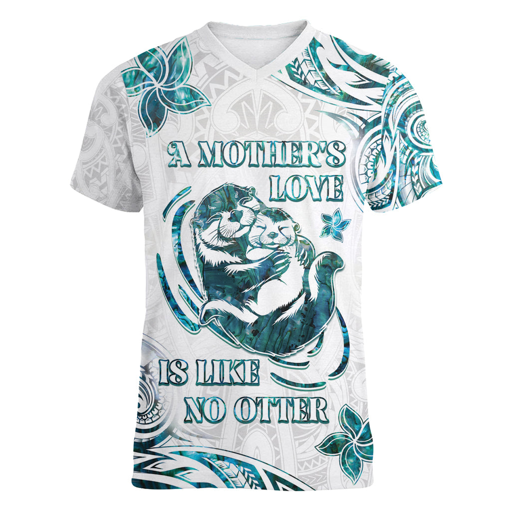 New Zealand Aotearoa Hari Ra Mama Women V-Neck T-Shirt A Mother's Love Is Like No Otter