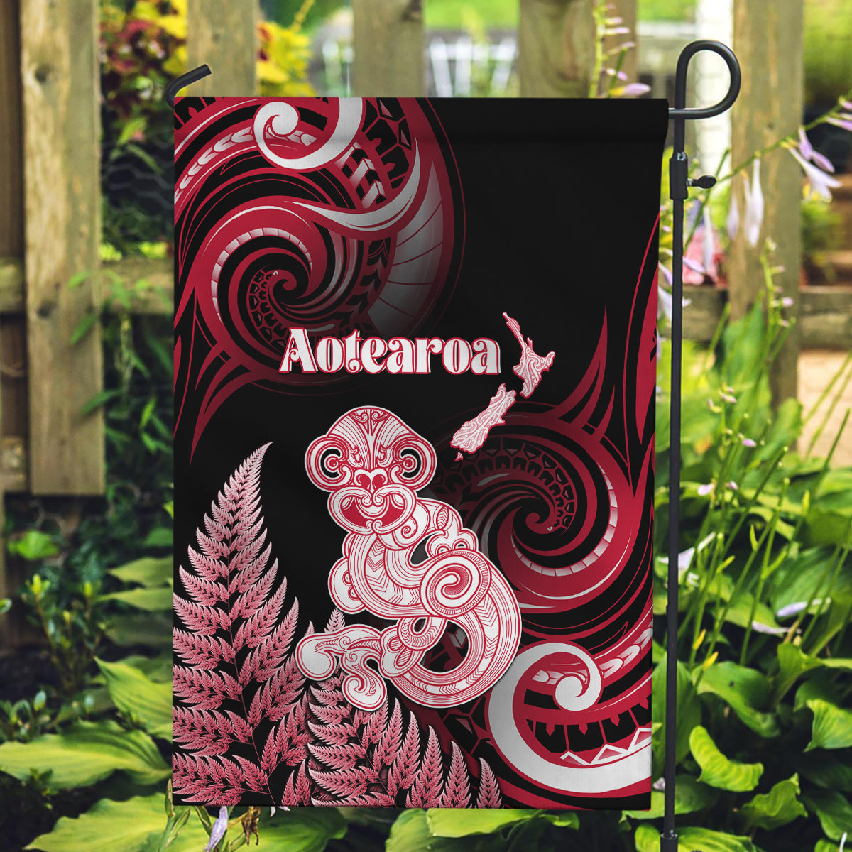 New Zealand Maori Taniwha Garden Flag Silver Fern Red Version