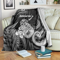 New Zealand Maori Taniwha Blanket Silver Fern Black Version LT05 Black - Polynesian Pride