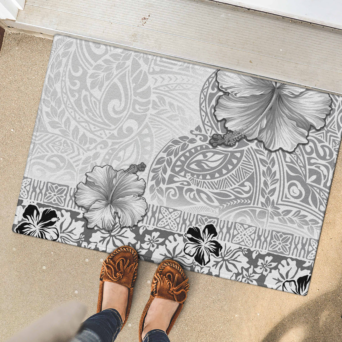 Hawaii Hibiscus With White Polynesian Pattern Rubber Doormat LT05 - Polynesian Pride